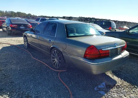 2003 Mercury Grand Marquis Gs из США, поврежденный, VIN 2MEFM74W23X624103